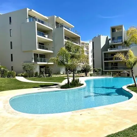 New Stunning Ocean Aprt In 